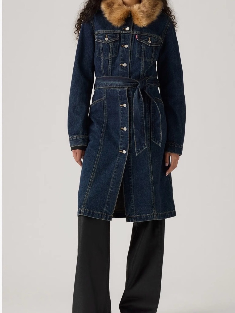 Levi's longline trucker jacket with Faux Fur Collar mobwife style